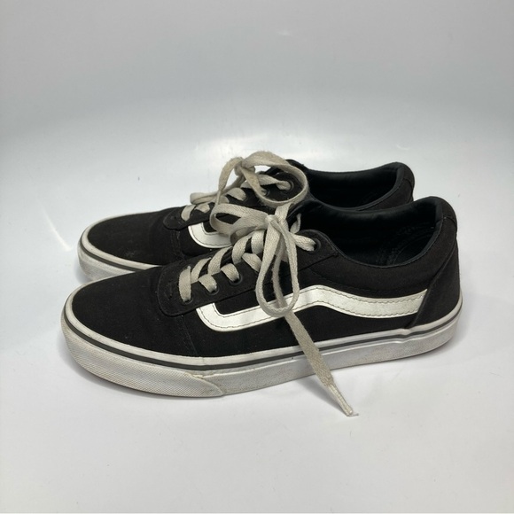 Vans suede sneakers size 7.5 - Picture 3 of 7